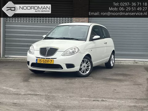Lancia Ypsilon 1.2 Argento